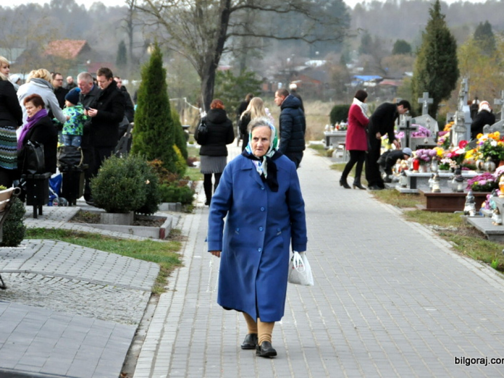 Życie Twoich wiernych, o Panie, zmienia się, ale się nie kończy... (FOTO)