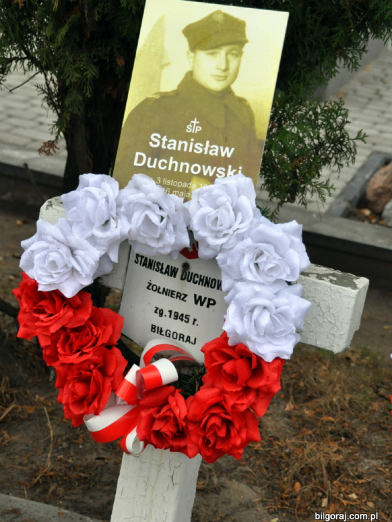 Życie Twoich wiernych, o Panie, zmienia się, ale się nie kończy... (FOTO)