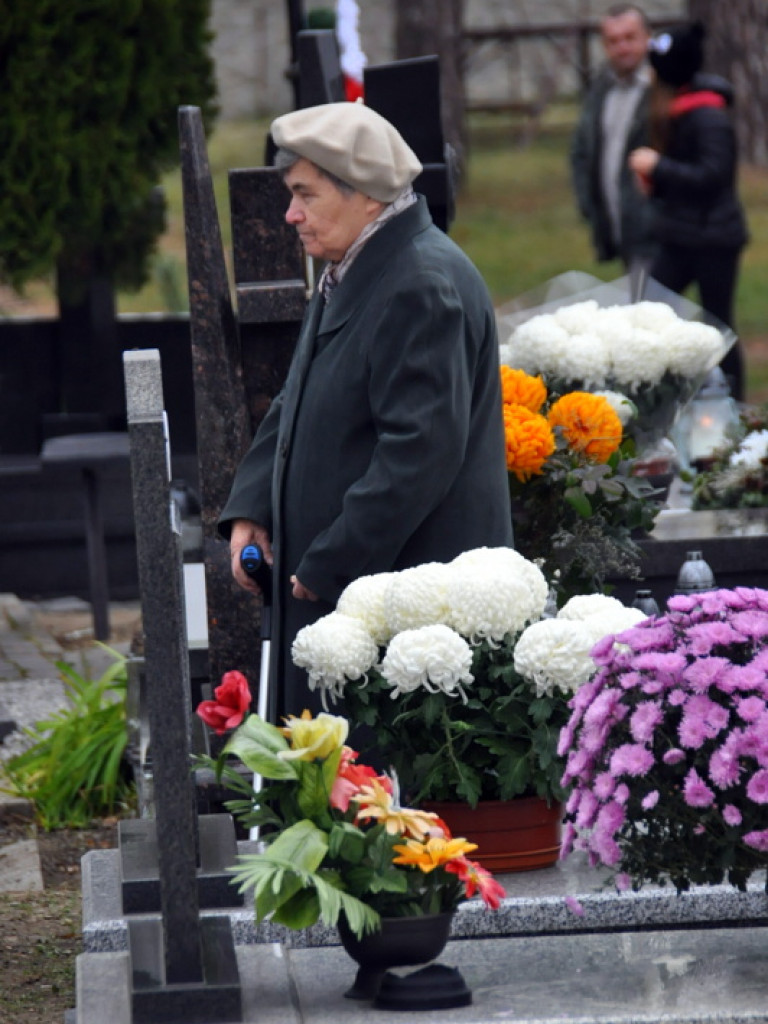 Życie Twoich wiernych, o Panie, zmienia się, ale się nie kończy... (FOTO)