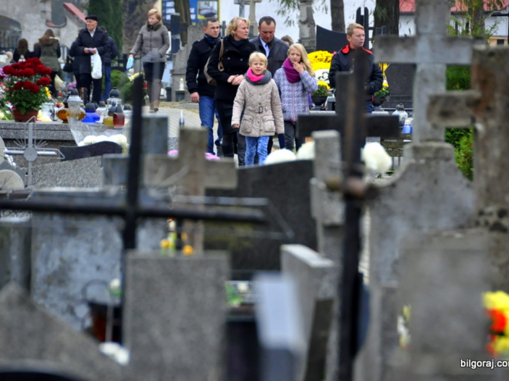 Życie Twoich wiernych, o Panie, zmienia się, ale się nie kończy... (FOTO)