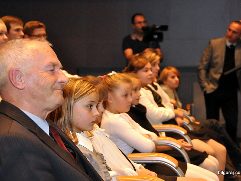 Aktywni (prospołecznie) z Modelem (FOTO)