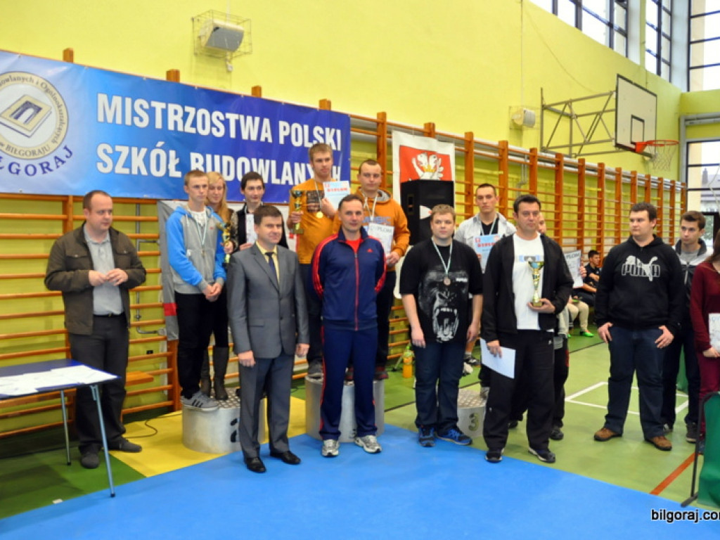 Mistrzostwa Polski Szkół Budowlanych w Tenisie Stołowym i Szachach (FOTO, WYNIKI)
