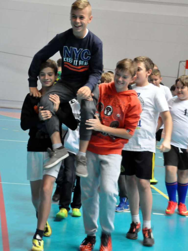 Finał diecezjalny Turnieju Piłki Nożnej Halowej Ministrantów (FOTO, WYNIKI)