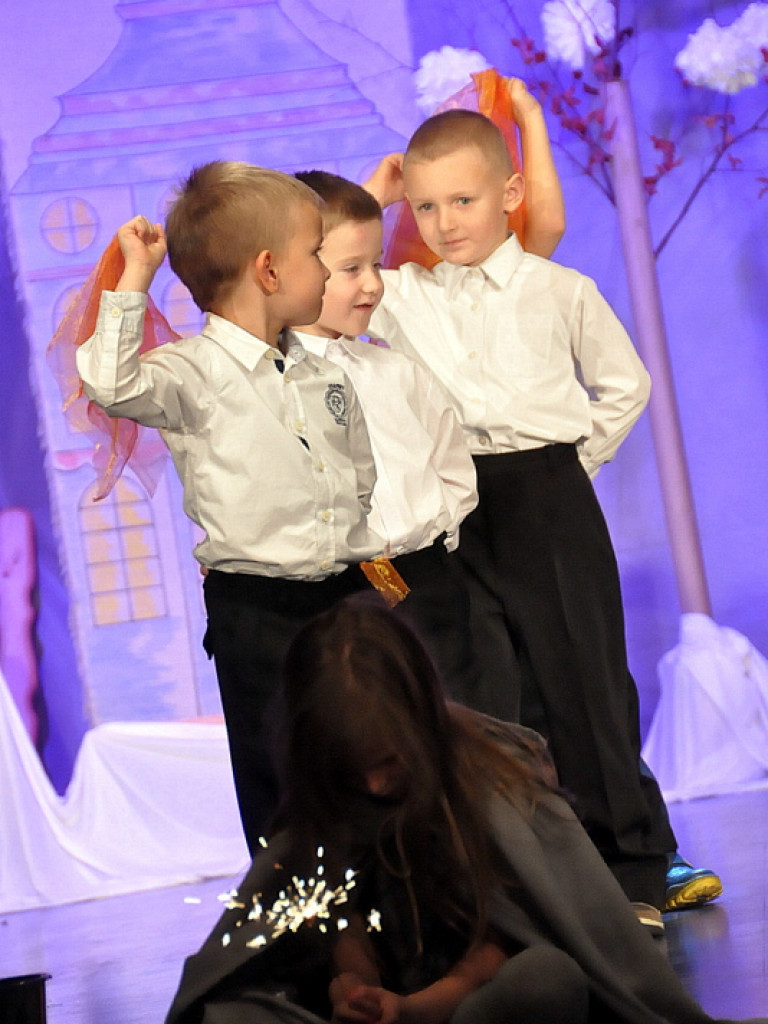 Spotkania Teatralne w Biłgoraju. Przedszkolaki prezentowały się już po raz 10. (FOTO)