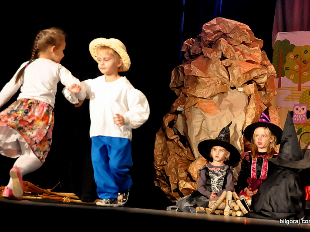 Spotkania Teatralne w Biłgoraju. Przedszkolaki prezentowały się już po raz 10. (FOTO)
