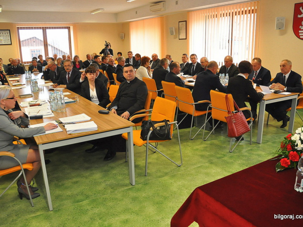 I sesja V kadencji Rady Powiatu - radni wybrali Prezydium Rady i Zarząd Powiatu (FOTO, VIDEO)