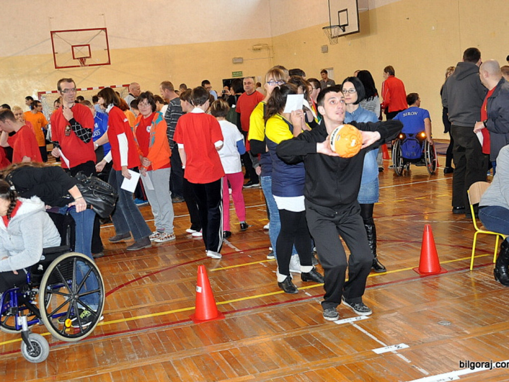 XIII Mikołajkowy Turniej Sportowy Osób Niepełnosprawnych (AUDIO, FOTO)