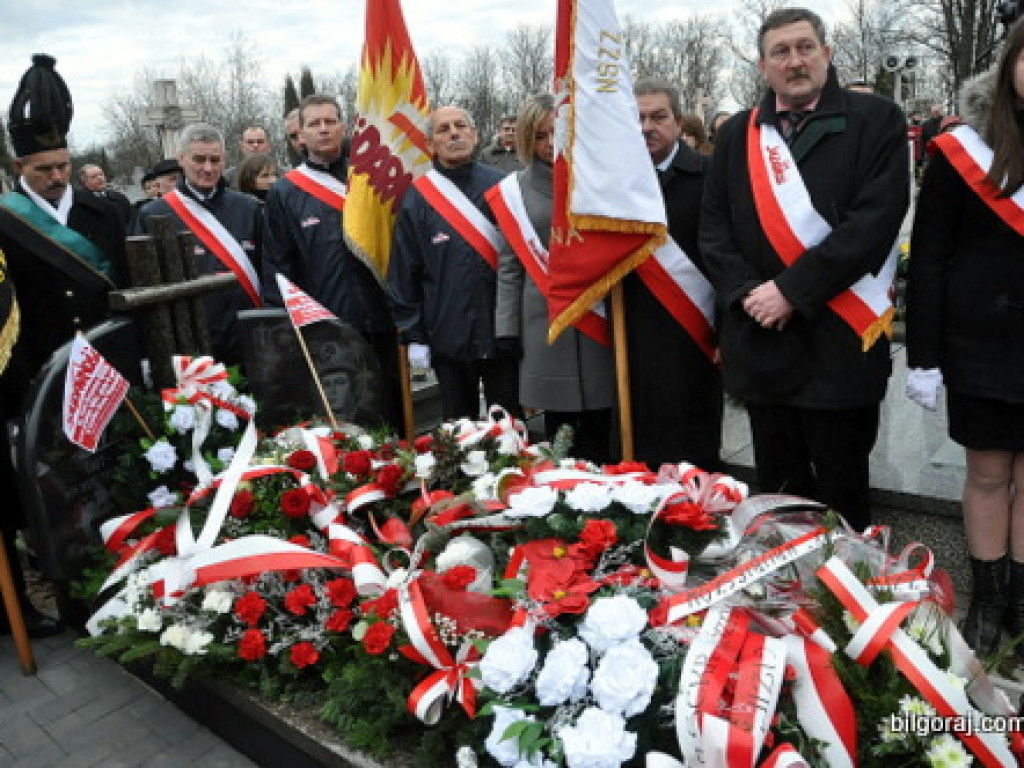 W hołdzie Krzysztofowi Gizie i wszystkim ofiarom stanu wojennego (FOTO, VIDEO)