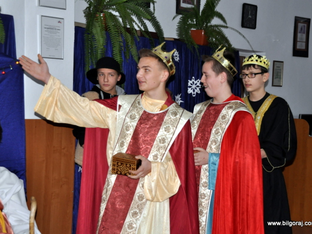 Spotkanie opłatkowe dla dzieci z Wioski Dziecięcej (FOTO)