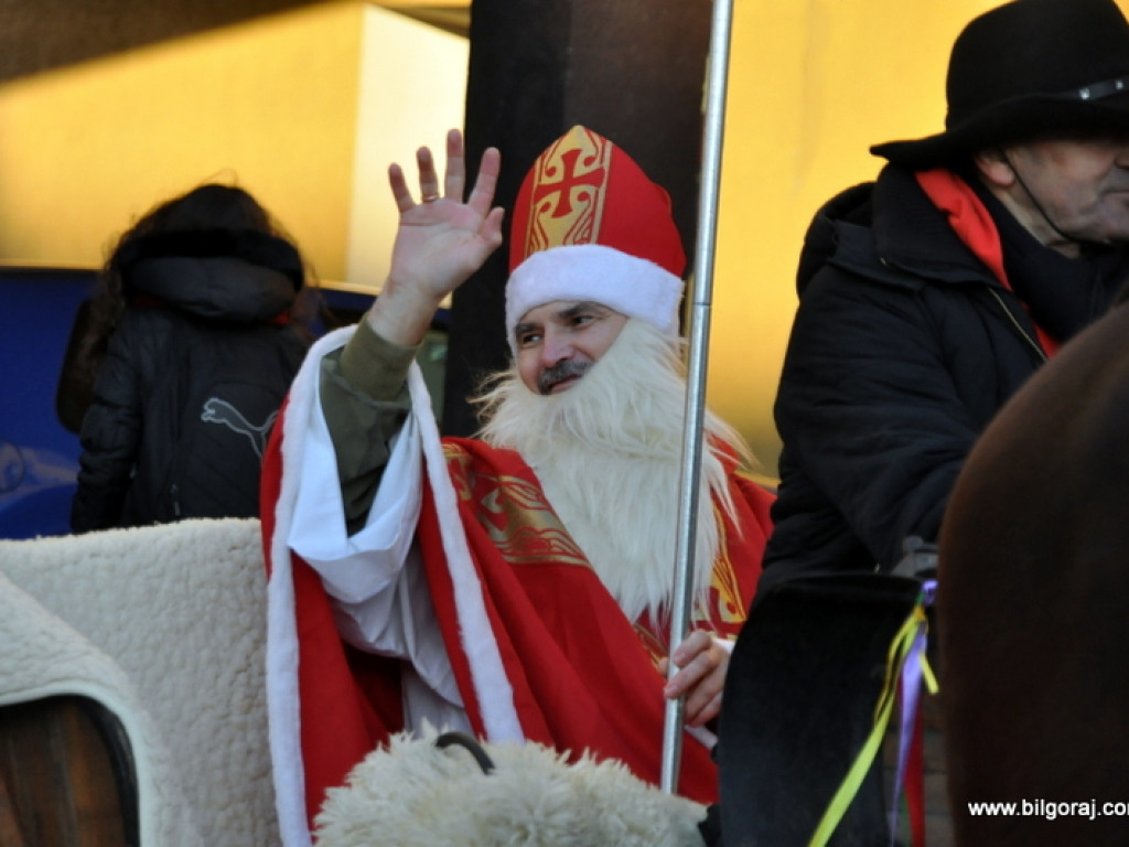 Spotkanie opłatkowe dla dzieci z Wioski Dziecięcej (FOTO)