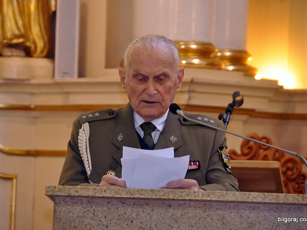 W hołdzie ofiarom Zbrodni Katyńskiej (FOTO, VIDEO)