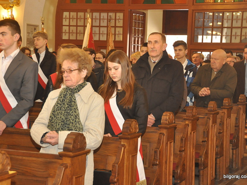 W hołdzie ofiarom Zbrodni Katyńskiej (FOTO, VIDEO)