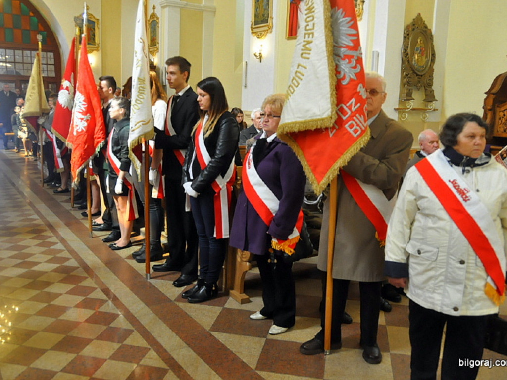 W hołdzie ofiarom Zbrodni Katyńskiej (FOTO, VIDEO)