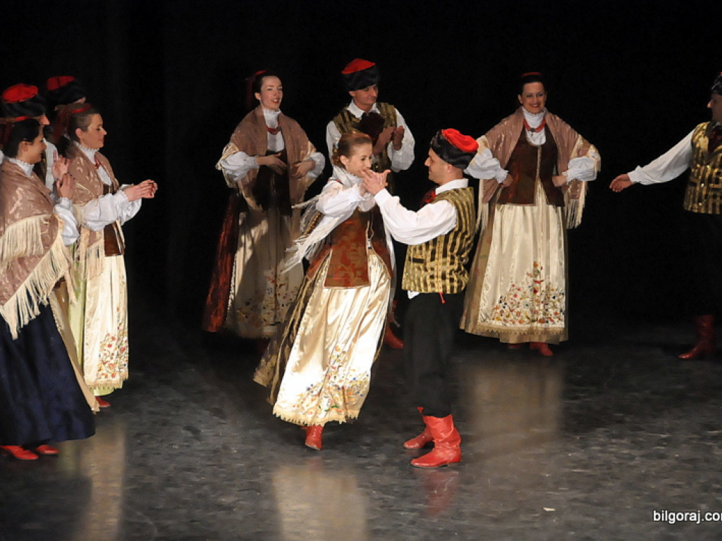 Międzynarodowy dzień tańca - Biłgoraj 2015 (FOTO, VIDEO)