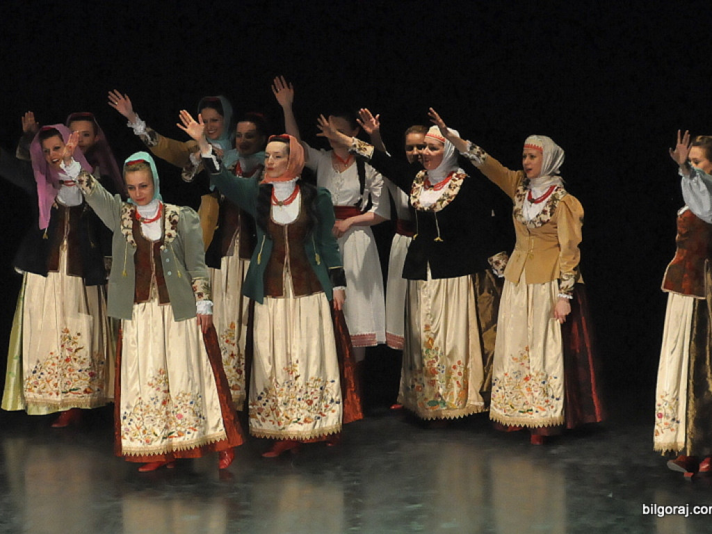 Międzynarodowy dzień tańca - Biłgoraj 2015 (FOTO, VIDEO)