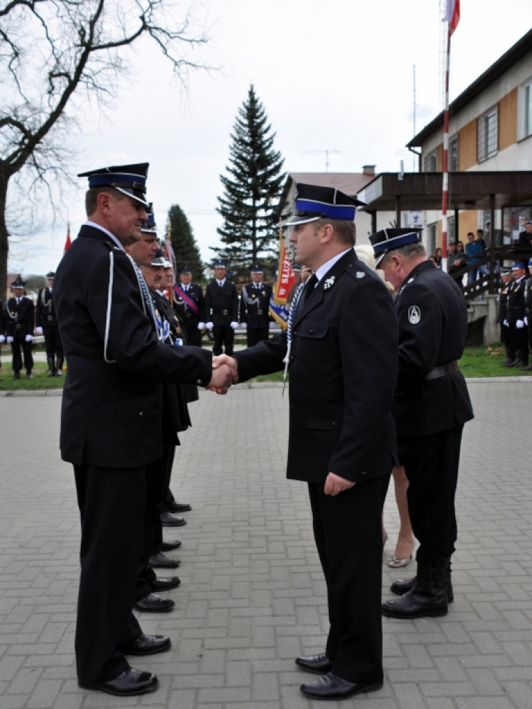 Druhowie z OSP w Biszczy Pierwszej świętowali 90-lecie jednostki (FOTO)