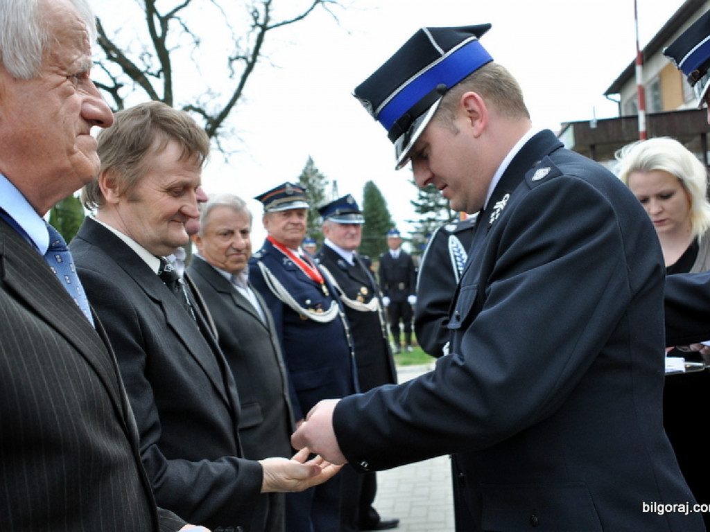 Druhowie z OSP w Biszczy Pierwszej świętowali 90-lecie jednostki (FOTO)
