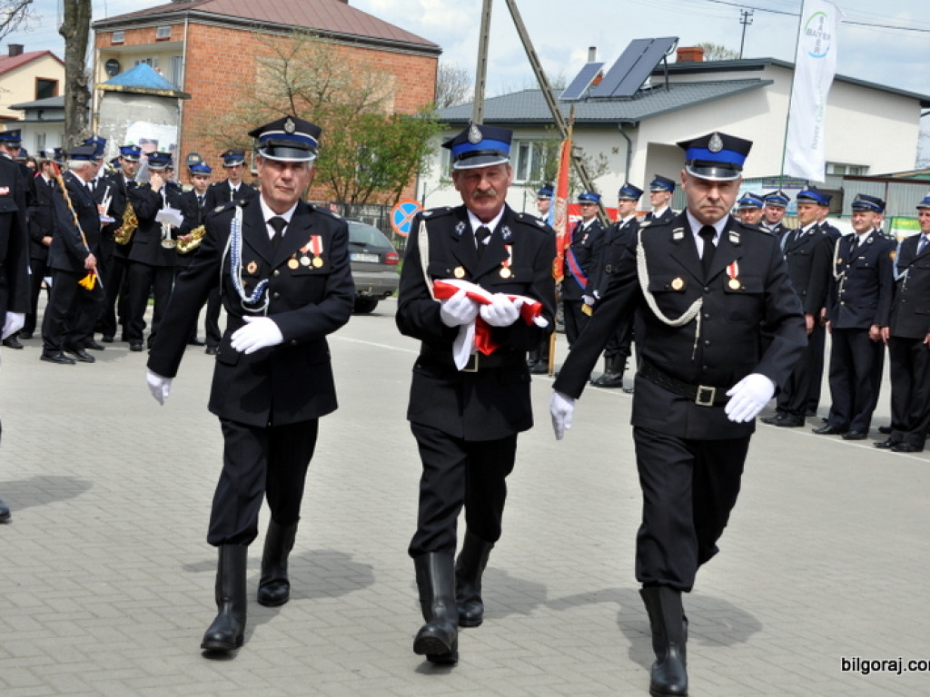 Druhowie z OSP w Biszczy Pierwszej świętowali 90-lecie jednostki (FOTO)