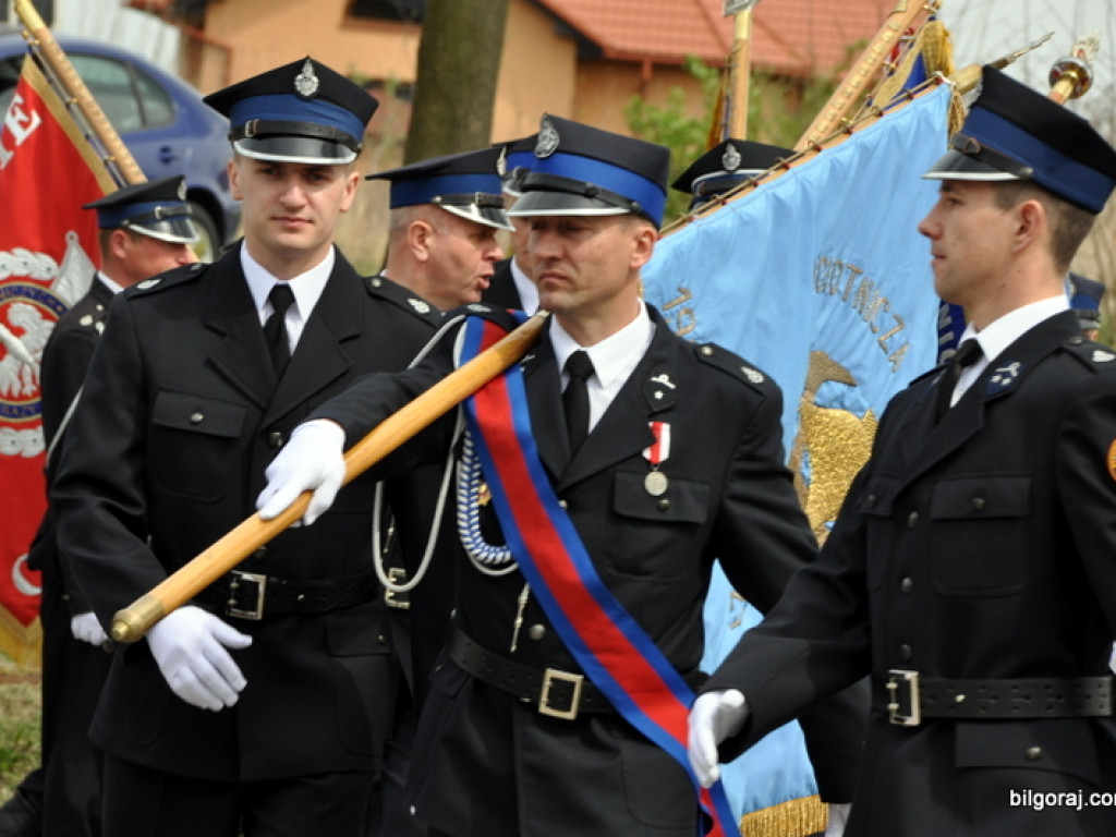 Druhowie z OSP w Biszczy Pierwszej świętowali 90-lecie jednostki (FOTO)
