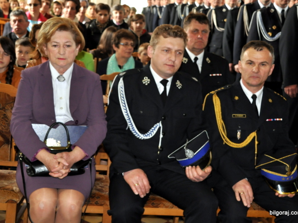 Druhowie z OSP w Biszczy Pierwszej świętowali 90-lecie jednostki (FOTO)