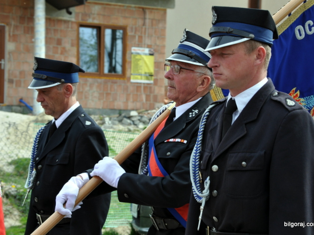 Druhowie z OSP w Biszczy Pierwszej świętowali 90-lecie jednostki (FOTO)