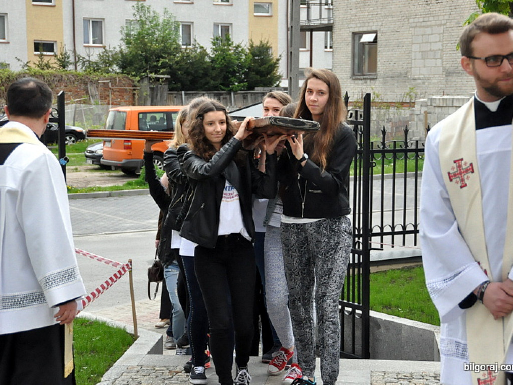 Symbole Światowych Dni Młodzieży peregrynują w naszym Powiecie (FOTO, AUDIO, VIDEO)