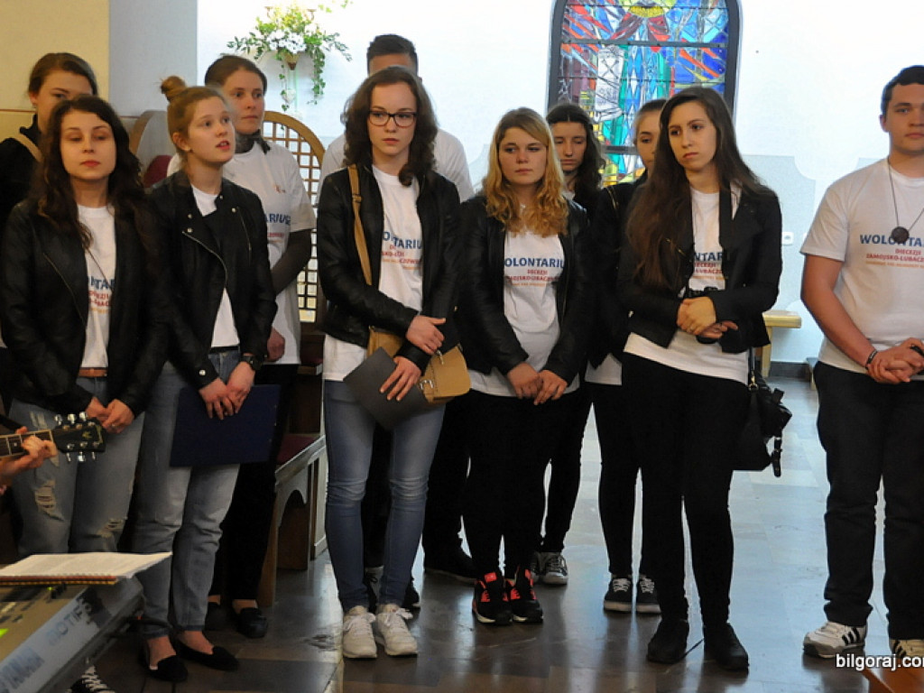 Symbole Światowych Dni Młodzieży peregrynują w naszym Powiecie (FOTO, AUDIO, VIDEO)