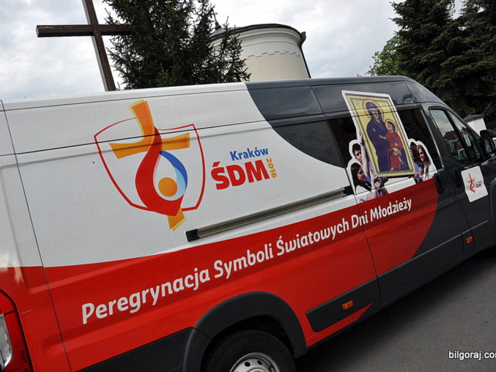 Symbole Światowych Dni Młodzieży peregrynują w naszym Powiecie (FOTO, AUDIO, VIDEO)