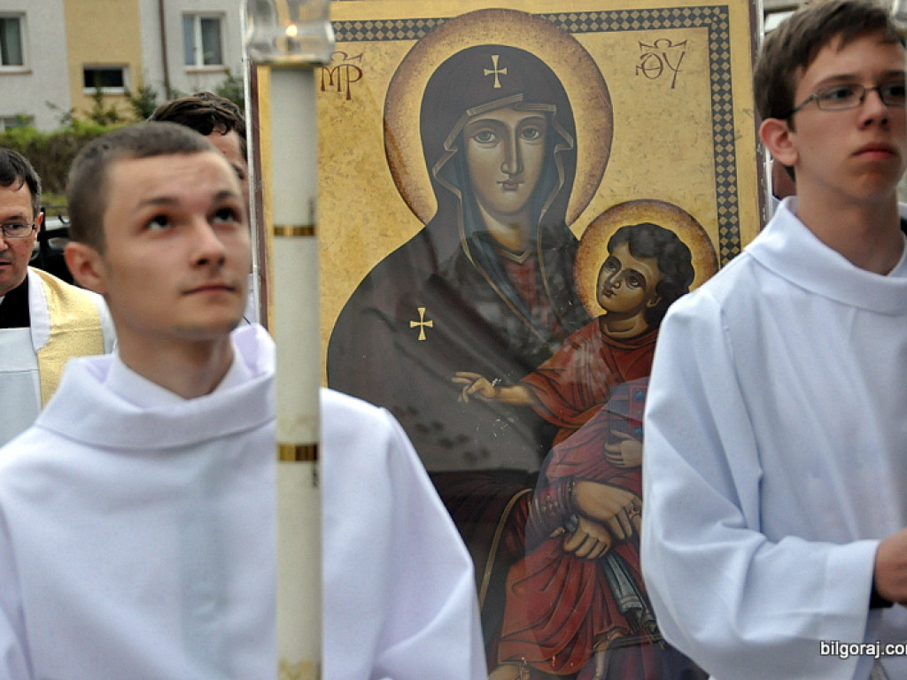Symbole Światowych Dni Młodzieży peregrynują w naszym Powiecie (FOTO, AUDIO, VIDEO)