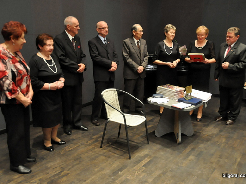Hasło nasze zawsze wierni, niesiem światło między lud... (FOTO)