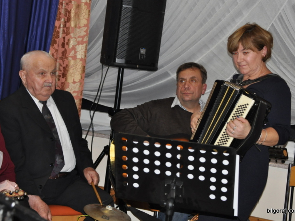 Andrzejkowa zabawa w Domu Kombatanta (FOTO)