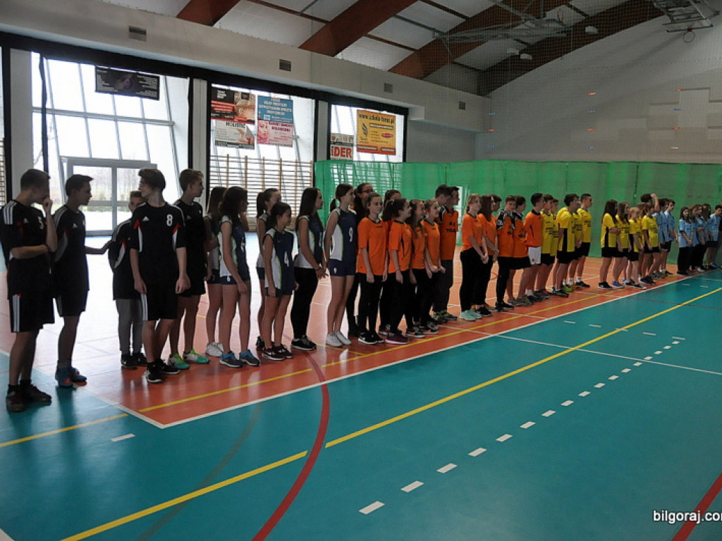 Sportowe potyczki gimnazjalistów (FOTO)