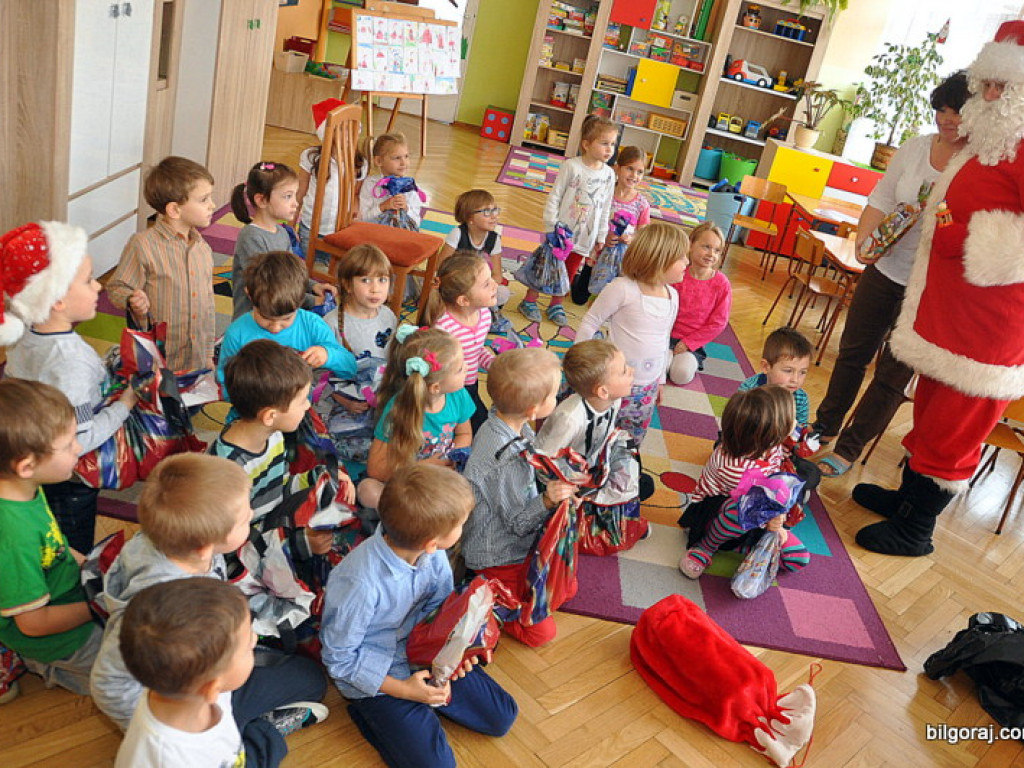 Do przedszkolaków przyszedł św. Mikołaj (FOTO)