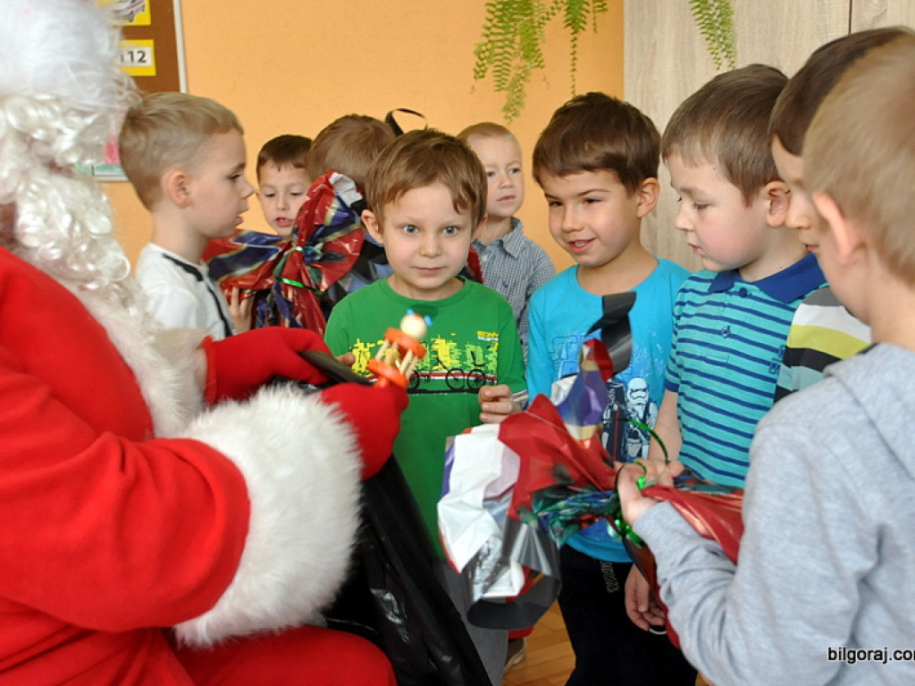 Do przedszkolaków przyszedł św. Mikołaj (FOTO)