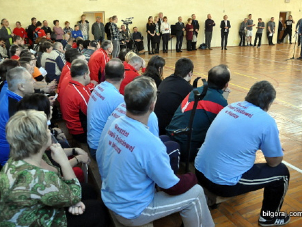Mikołajkowe rywalizacje sportowe osób niepełnosprawnych (FOTO, VIDEO)