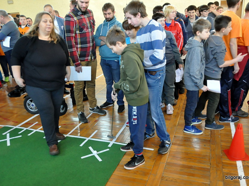 Mikołajkowe rywalizacje sportowe osób niepełnosprawnych (FOTO, VIDEO)