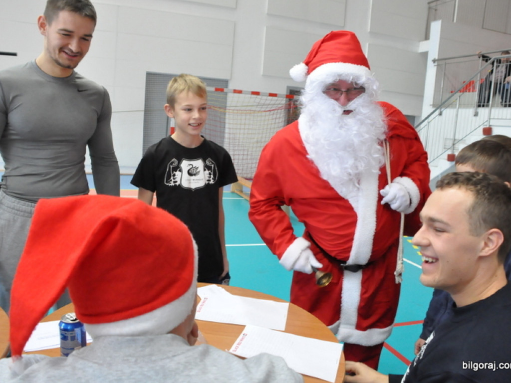 Sportowe mikołajki na OSiR
