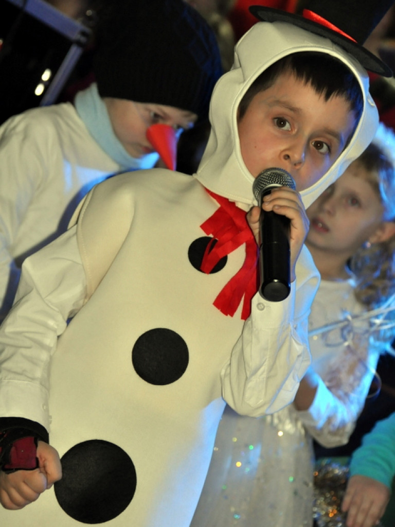 III Koncert Mikołajkowy w SP w Radzięcinie (FOTO)