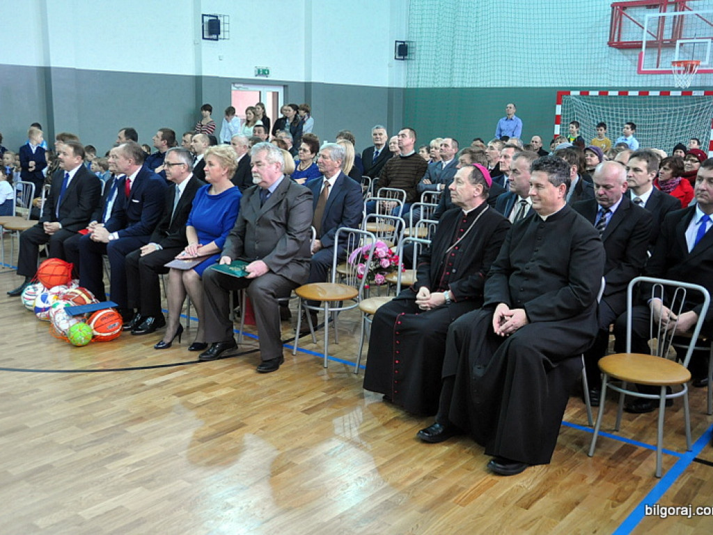 Otwarcie sali gimnastycznej w Rakówce (FOTO)