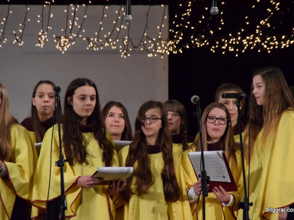 Koncert kolęd w TOK (FOTO)