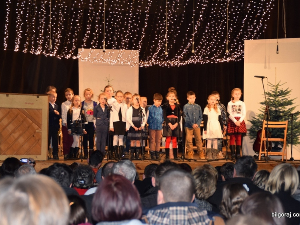 Koncert kolęd w TOK (FOTO)