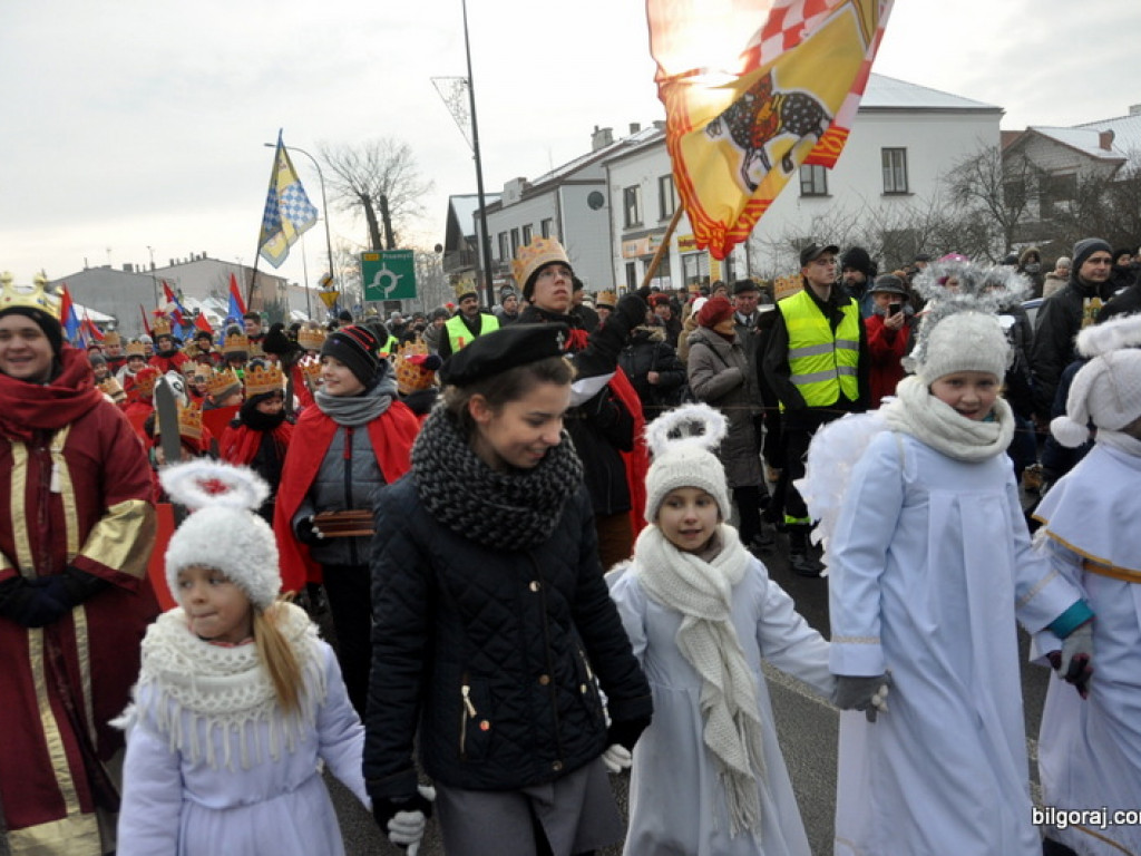 Orszak Trzech Króli - po raz drugi - na ulicach Biłgoraja (FOTO, VIDEO)