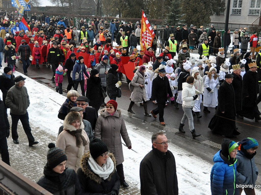 Orszak Trzech Króli - po raz drugi - na ulicach Biłgoraja (FOTO, VIDEO)