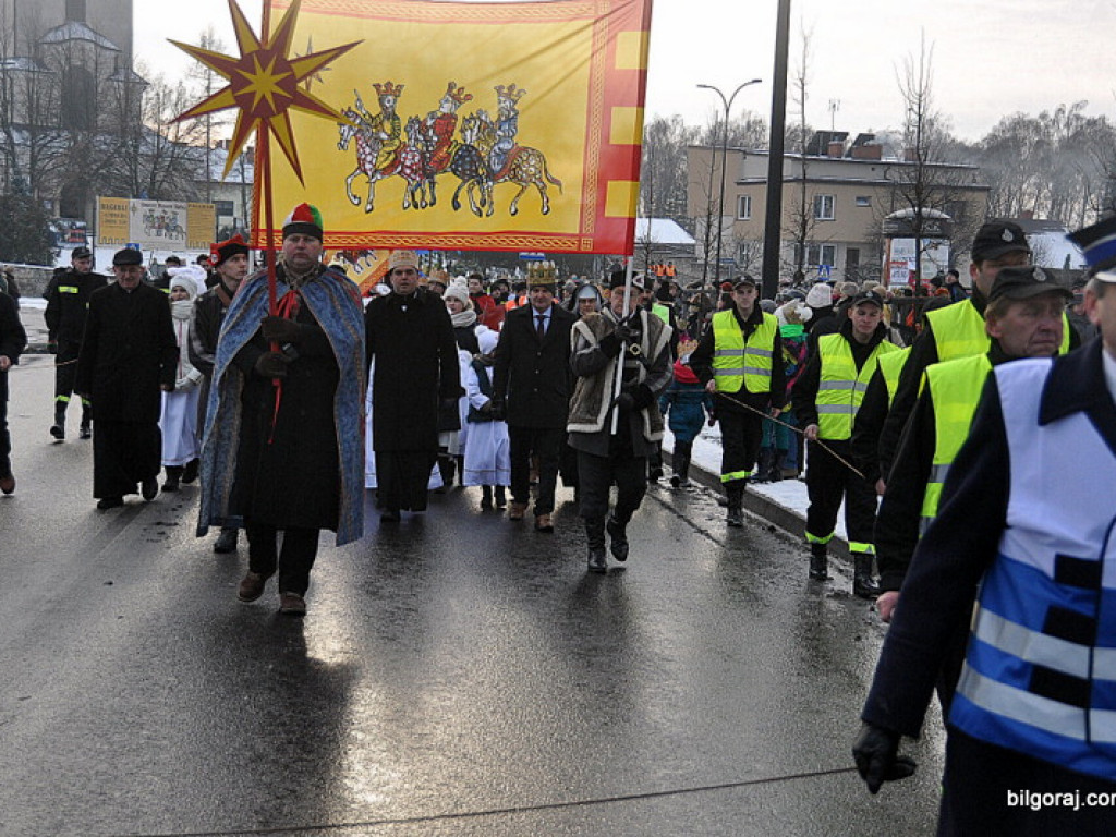 Orszak Trzech Króli - po raz drugi - na ulicach Biłgoraja (FOTO, VIDEO)