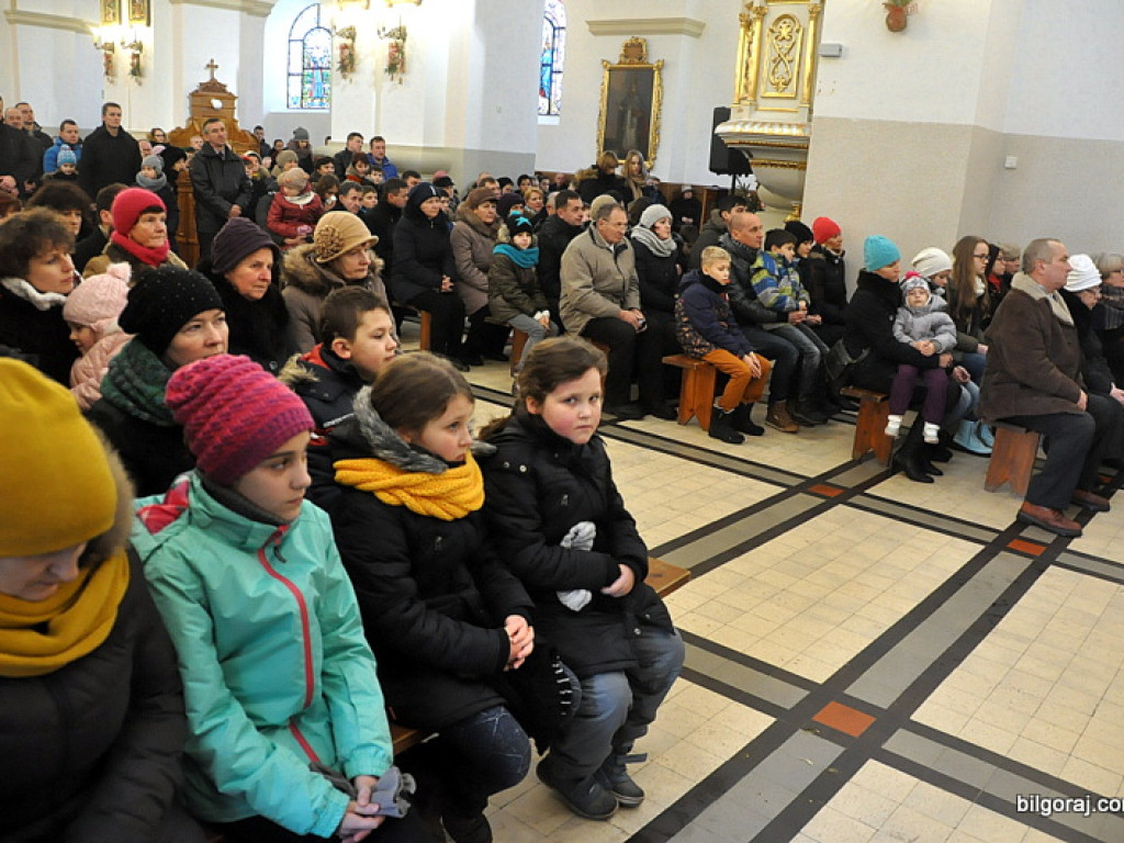 Orszak Trzech Króli - po raz drugi - na ulicach Biłgoraja (FOTO, VIDEO)