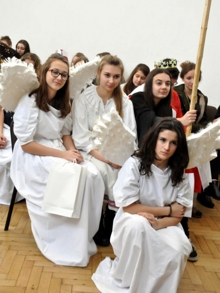Przegląd jasełek w Katolickim Liceum (FOTO, AKTUALIZACJA WYNIKÓW)
