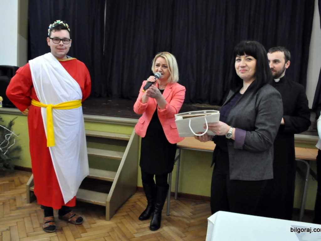 Przegląd jasełek w Katolickim Liceum (FOTO, AKTUALIZACJA WYNIKÓW)