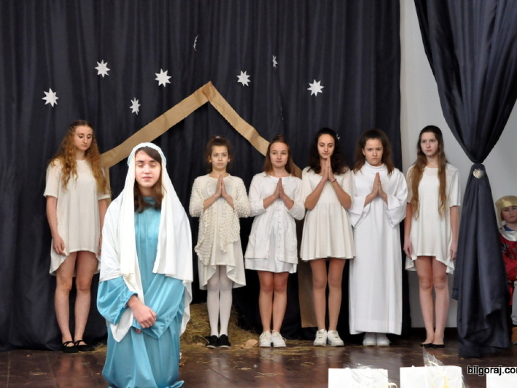 Przegląd jasełek w Katolickim Liceum (FOTO, AKTUALIZACJA WYNIKÓW)