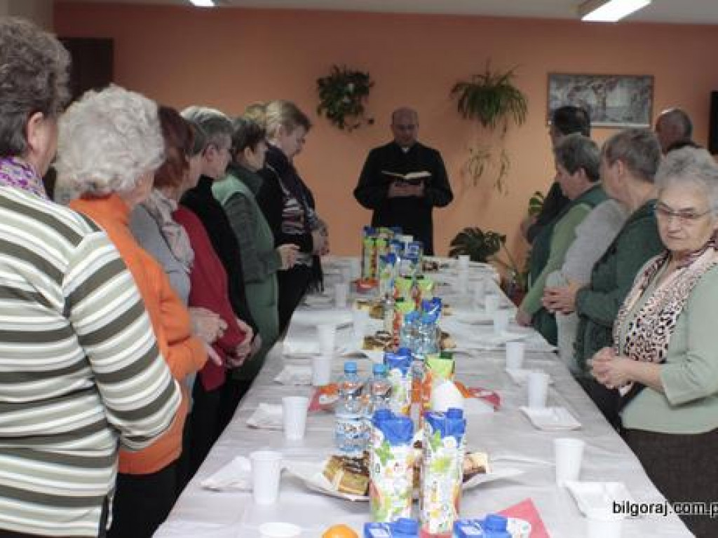 Opłatek róż różańcowych