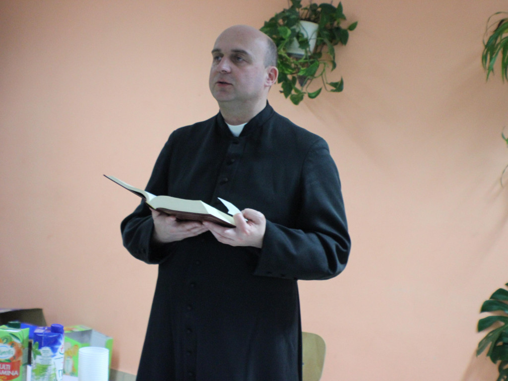 Opłatek róż różańcowych